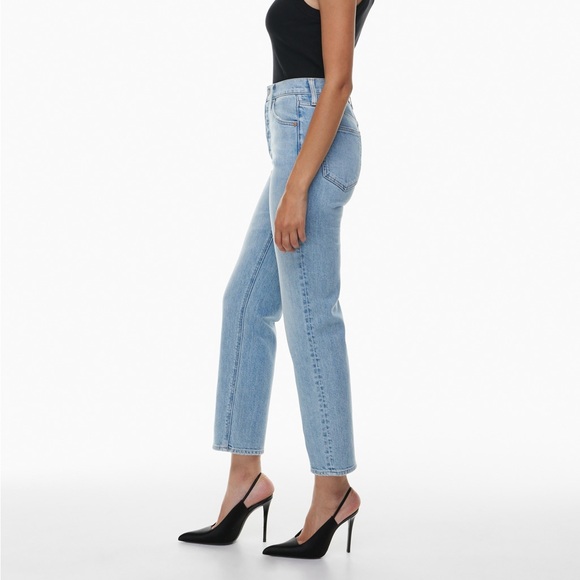 Aritzia Denim Forum The Arlo Hi-Rise Straight Jean - Picture 3 of 13